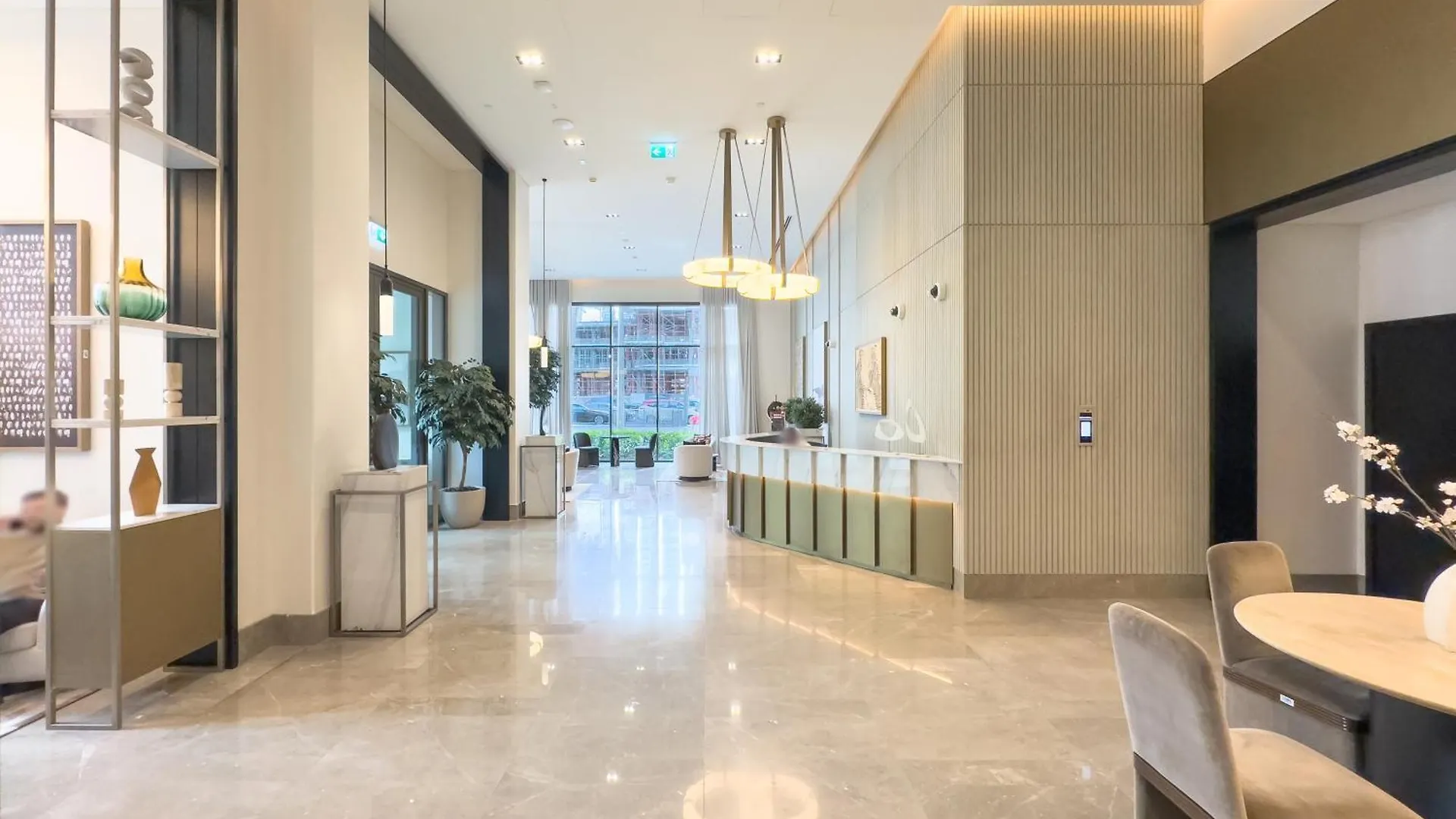 Luxury Downtown Dubai Apartment - 5 Mins Walk To Burj, Opera, Dubai Mall, Sleep 1-10