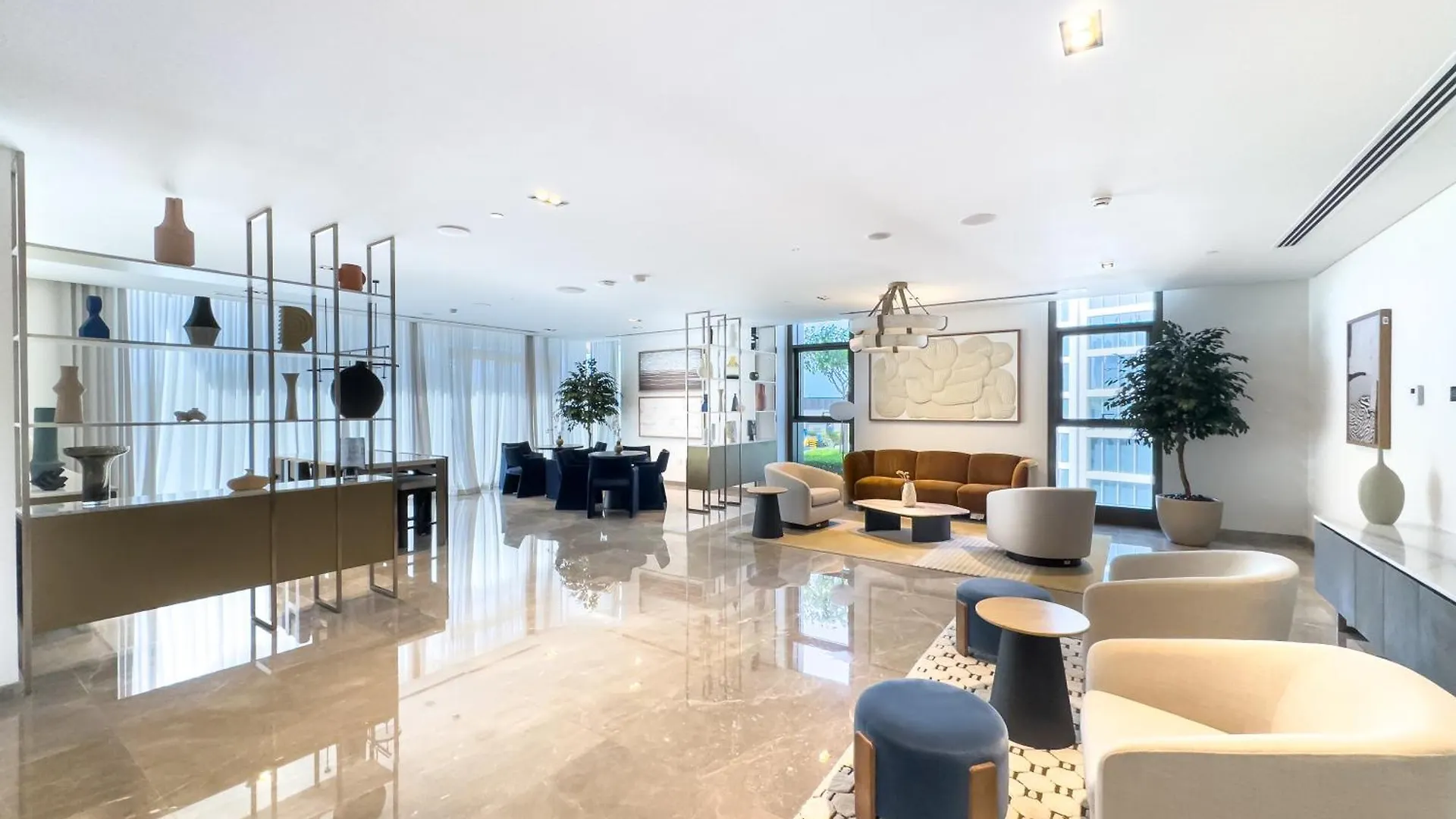 Luxury Downtown Dubai Apartment - 5 Mins Walk To Burj, Opera, Dubai Mall, Sleep 1-10