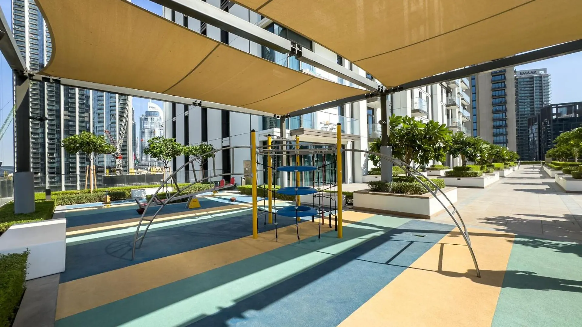 Luxury Downtown Dubai Apartment - 5 Mins Walk To Burj, Opera, Dubai Mall, Sleep 1-10 阿拉伯联合酋长国