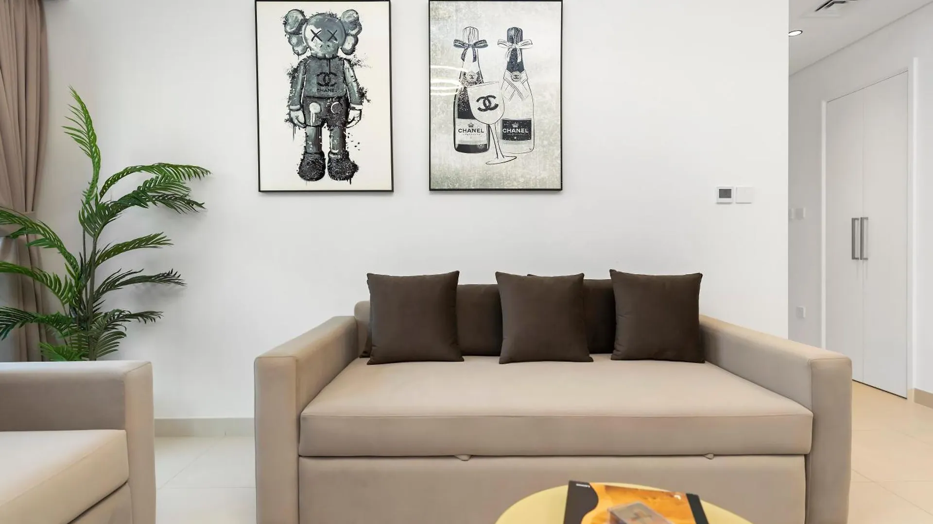 Luxury Downtown Dubai Apartment - 5 Mins Walk To Burj, Opera, Dubai Mall, Sleep 1-10 0*,  阿拉伯联合酋长国