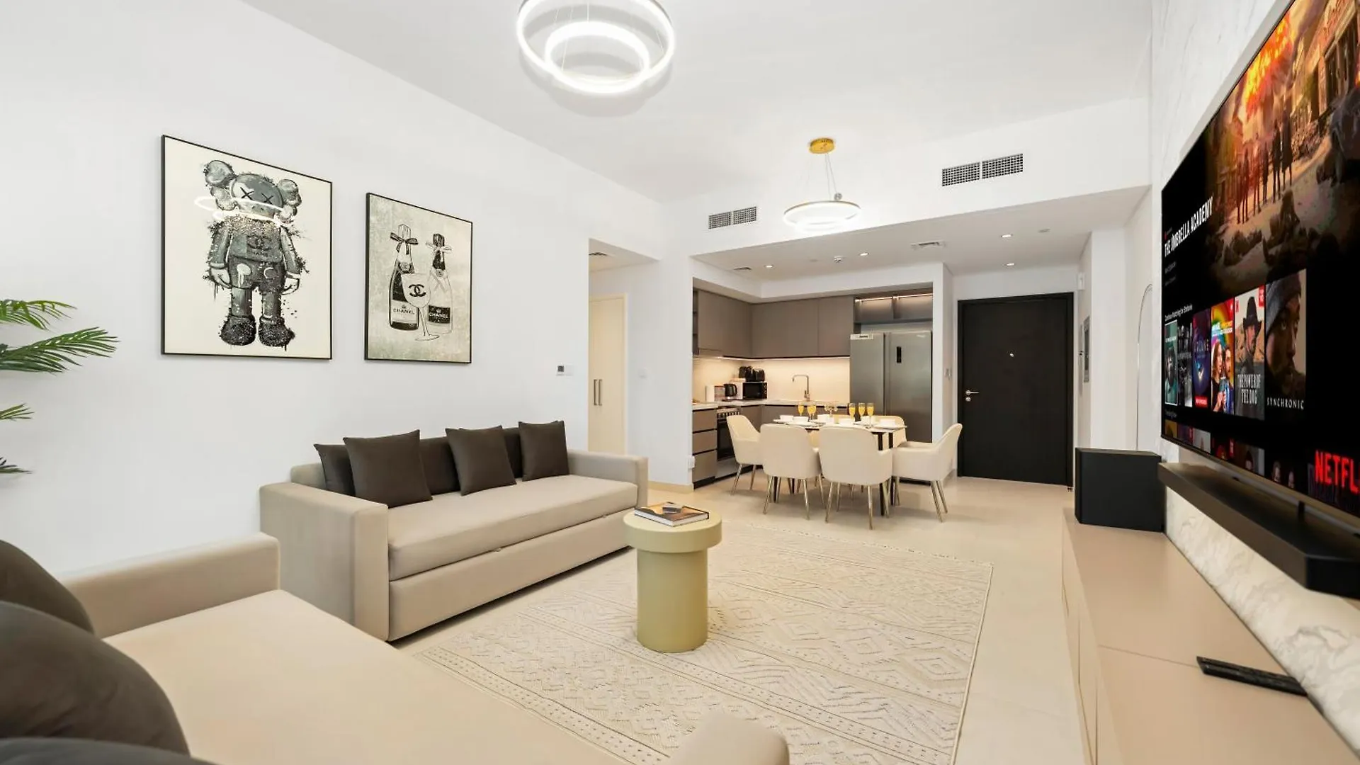 Luxury Downtown Dubai Apartment - 5 Mins Walk To Burj, Opera, Dubai Mall, Sleep 1-10