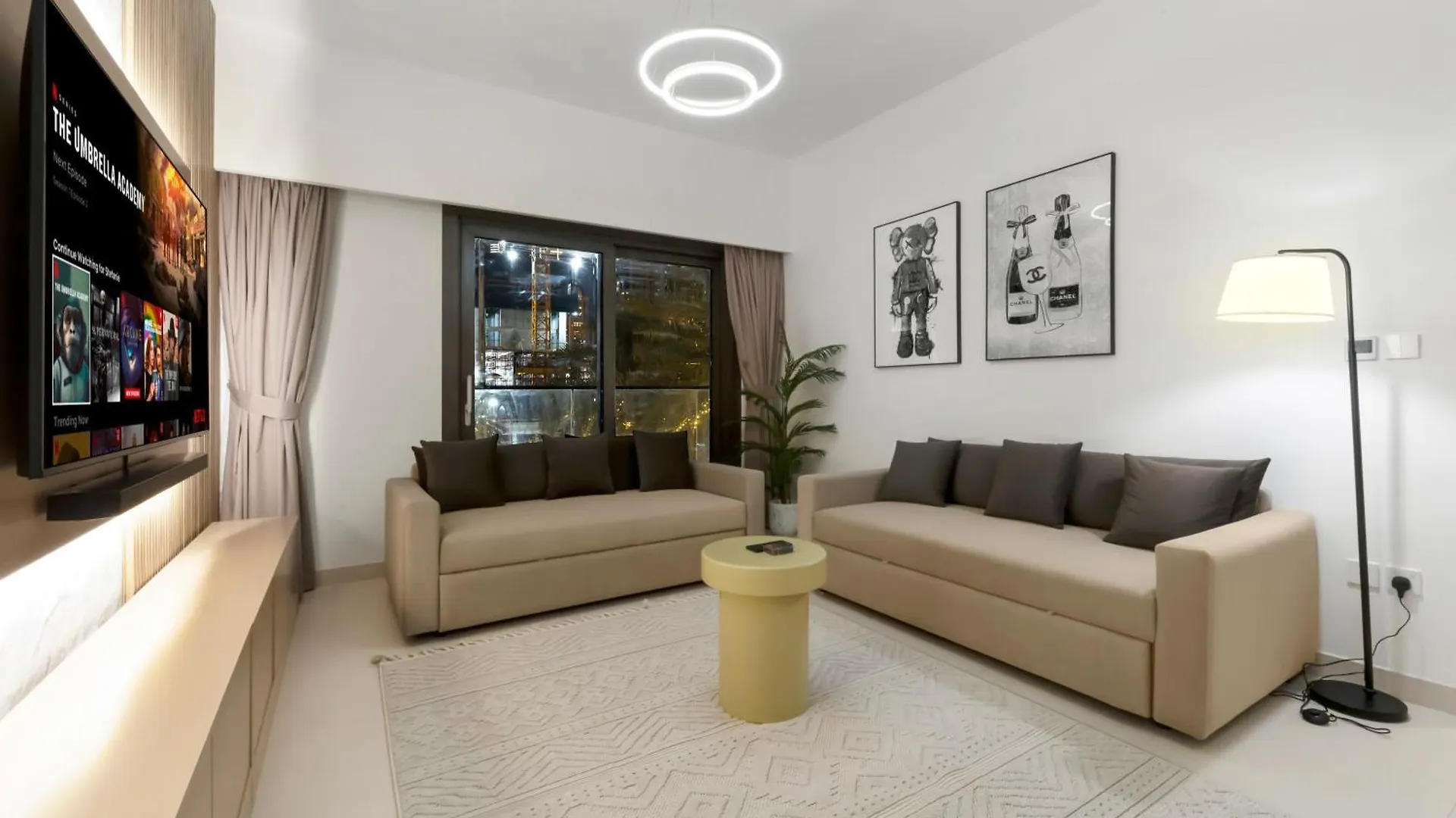 Luxury Downtown Dubai Apartment - 5 Mins Walk To Burj, Opera, Dubai Mall, Sleep 1-10