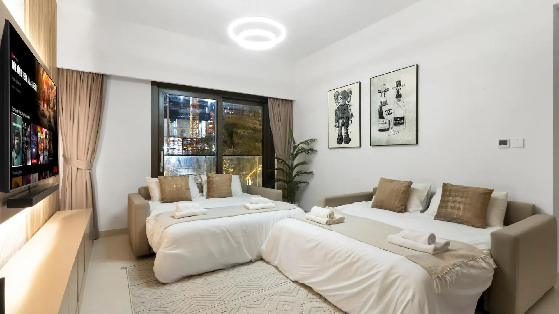 Luxury Downtown Dubai Apartment - 5 Mins Walk To Burj, Opera, Dubai Mall, Sleep 1-10 阿拉伯联合酋长国